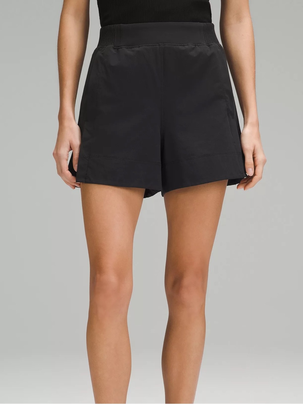 Stretch Woven Relaxed-Fit High-Rise Short